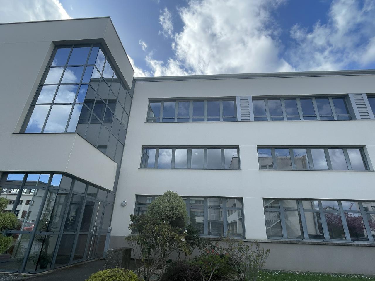 Bureau Saint-Grégoire 250m² Location bureau Saint-Grégoire Ille-et-Vilaine OLBUR2311146 2